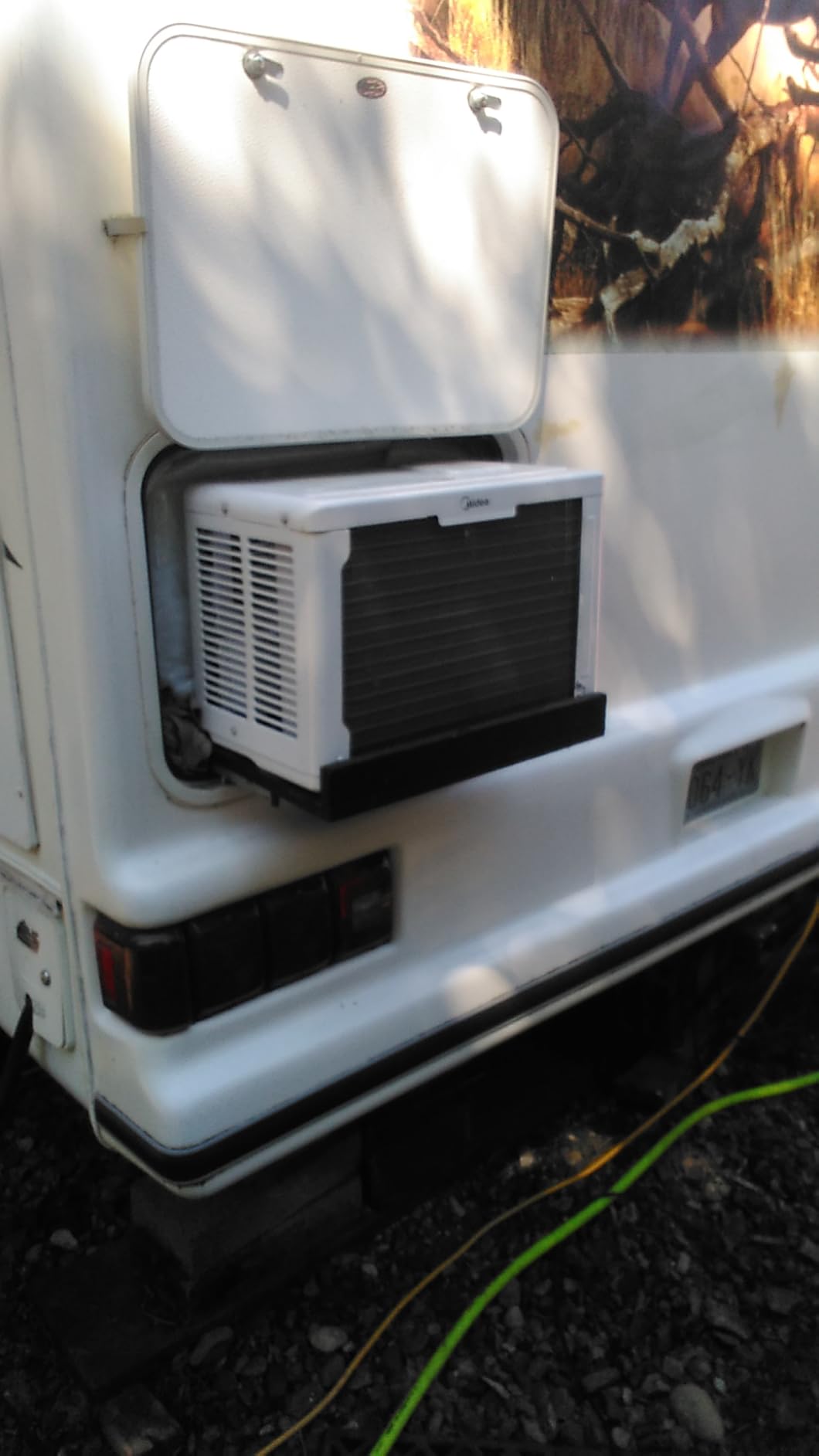 Midea 10,000 BTU U Shaped Smart Inverter Window Air Conditioner - Cools 450 Sq Ft, Ultra Quiet with Open Window Flexibility - Alexa/Google Assistant Compatible - 35% Energy Savings, Remote (Updated) customer photo 2