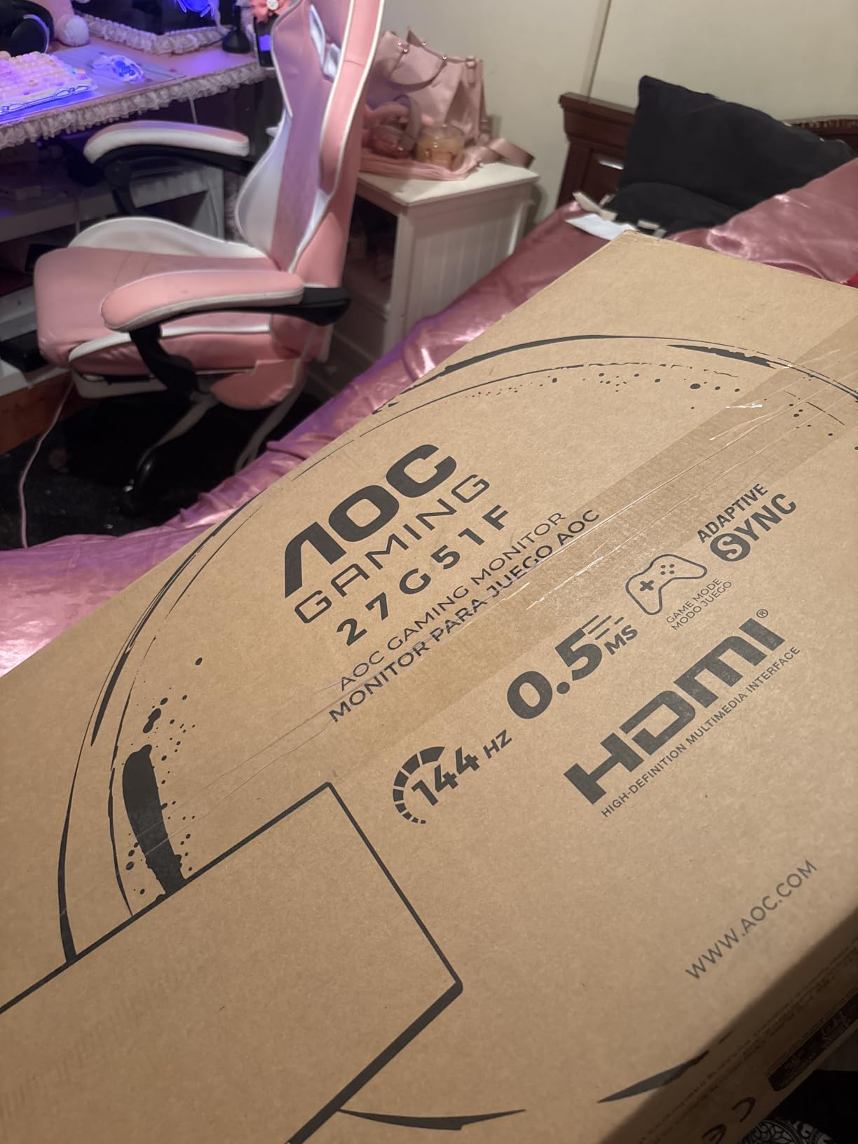 AOC 27 Inch Gaming Monitor FHD 144Hz Fast IPS 0.5ms HDR, 27G51F | 1920x1080 Computer Monitor, Adaptive-Sync, VESA Mount, Console Ready, 3-Year Zero-Bright-Dot customer photo 1
