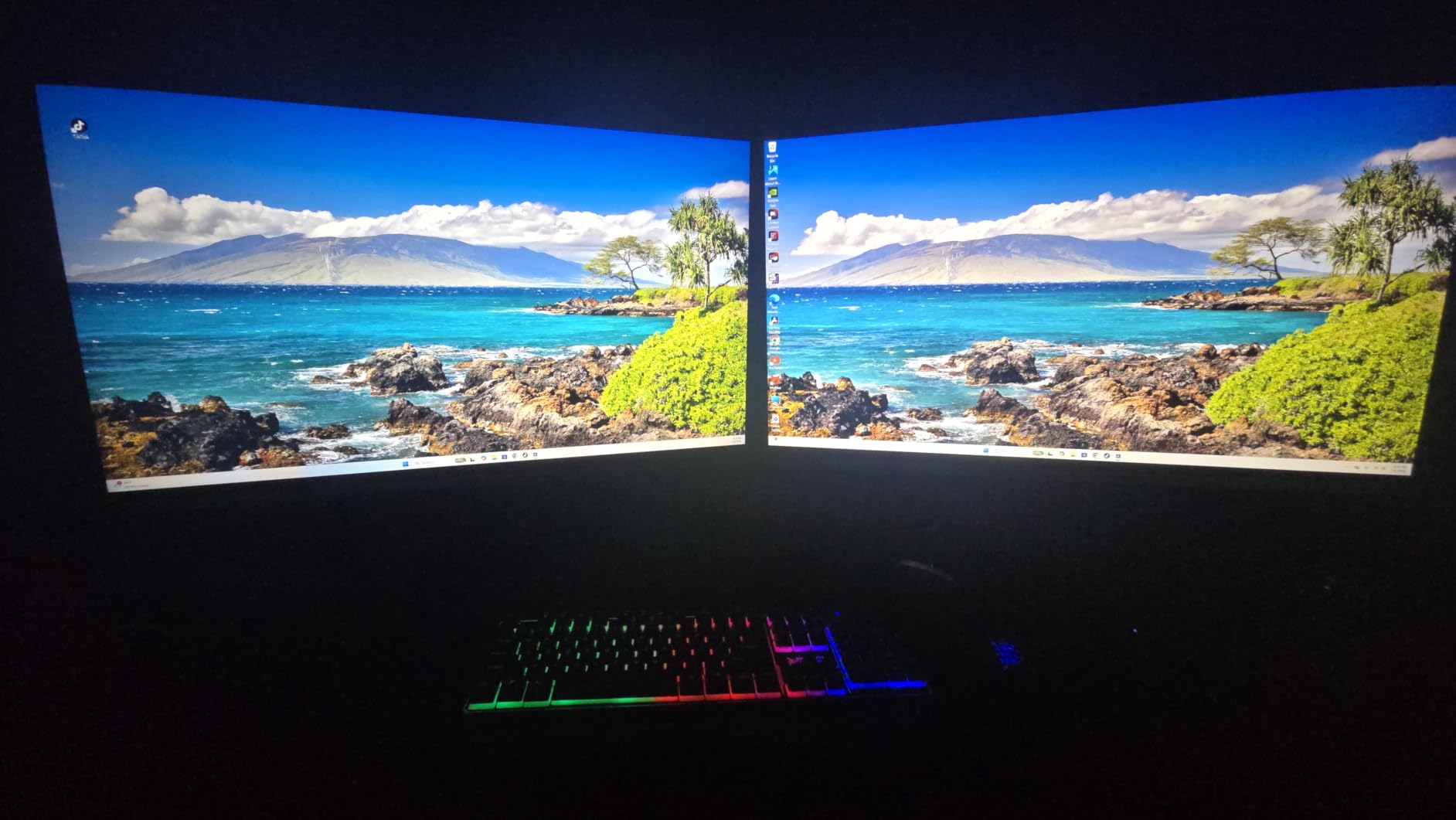 Gawfolk 27 Inch 4K Monitor IPS 60Hz, UHD 3840 x 2160p PC Monitors | Computer Display for Home & Office, Support HDMI & DP, Wall Mount customer photo 1