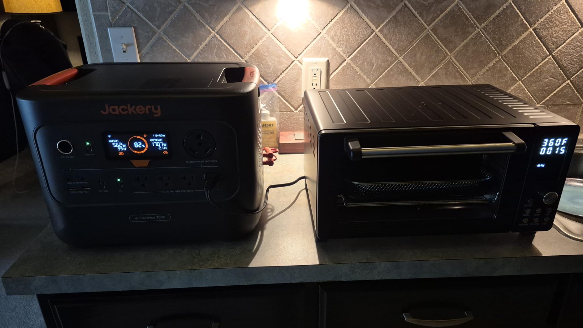 Jackery HomePower 3000 Portable Power Station, 3600W (Surge 7200W) Output, 3072Wh LFP Battery Solar Generator, Essential Home Backup for Home Use, Power Outage, RV, Emergencies (Solar Panel Optional) customer photo 1