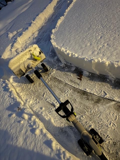 Cordless Snow Shovel: DEKOPRO 40V|17-Inch Cordless Snow Blower, Electric Snow Shove with Adjustable Chute, Lightweight Electric Snow Blower for Sidewalks & Stairs (2×20V Batteries) customer photo 2