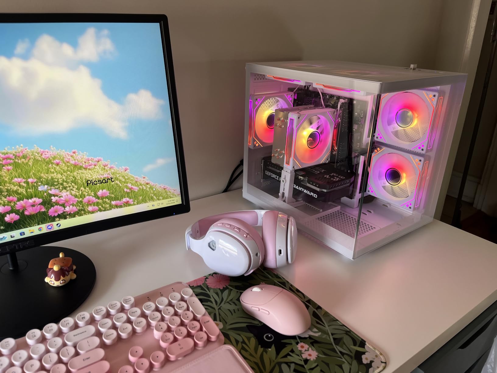 suevery Pre Built PC Gaming Desktop Computer R5 White Tower | Ryzen 5 5500 Up 4.2G 6cores 12threads 16G DDR4 RAM 512G SSD RX6500 XT 4G Gamer Home 4K Pro Office customer photo 2