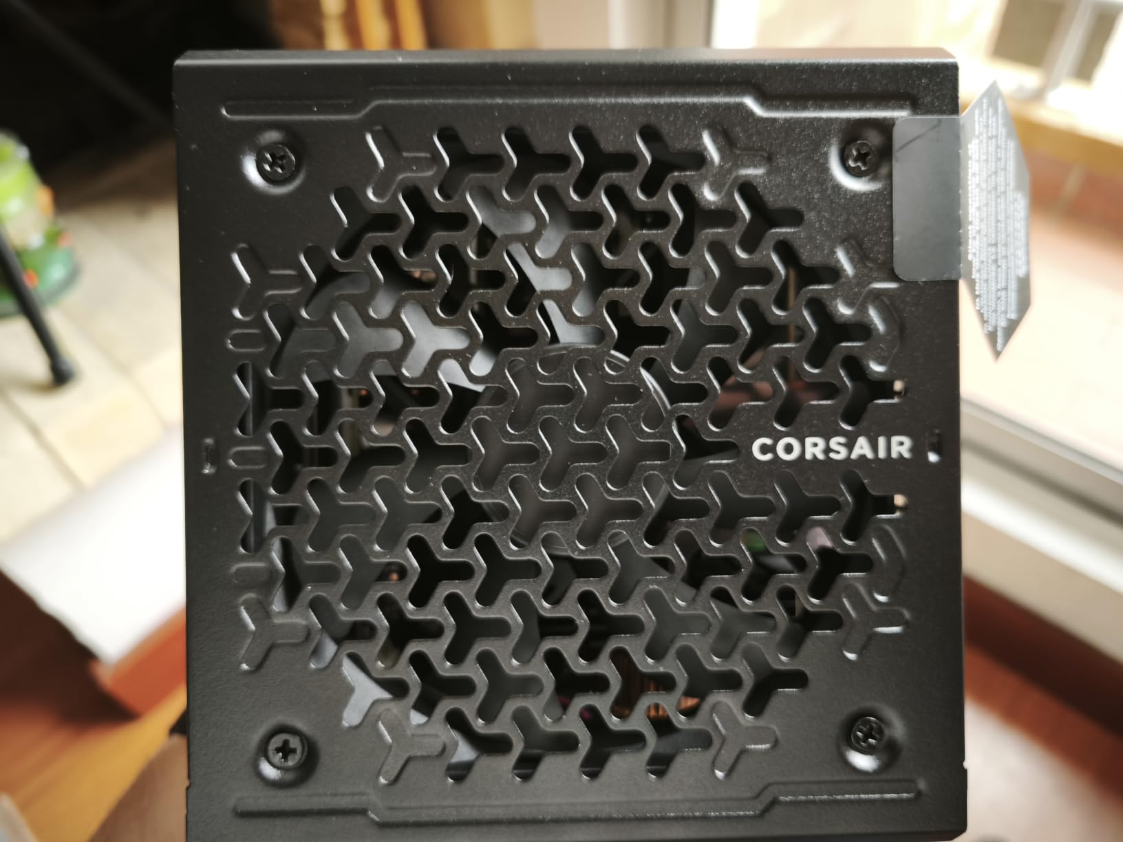 CORSAIR RM750e ATX 3.1 PCIe 5.1 Ready 750W Power Supply - White | Native 12V-2x6 Cable Included, Low-Noise, Fully Modular, Cybenetics Gold, Modern Standby Mode, NA customer photo 2