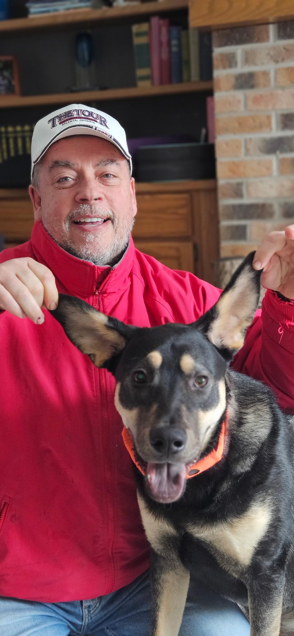 Halo Collar 5 GPS Wireless Dog Fence | Keep Your Dog Safe with Custom Boundaries, Real-Time Tracking, and Instant Alerts at Home, Away, or Off-Grid customer photo 1