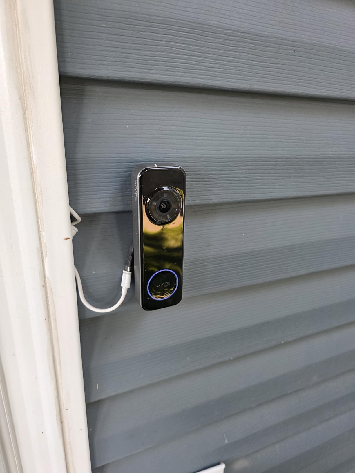 Wyze Battery Video Doorbell Wireless Camera, 1536x1536 HD+ with Color Night Vision, 2-Way Audio, 1:1 Head-to-Toe View, Person/Vehicle/Package Monitor, Wire-Free/Wired Option, 1 Minute Easy Setup customer photo 1