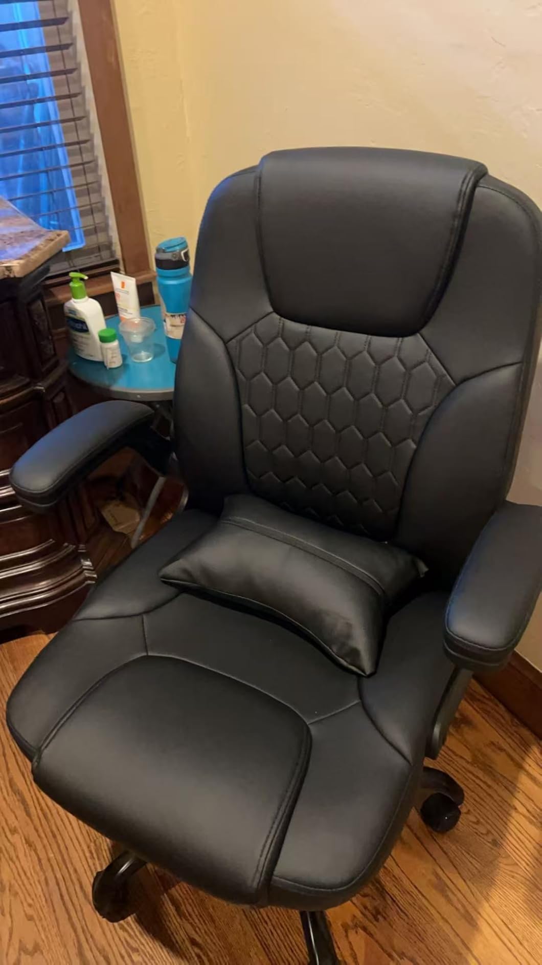 Leather Office Chair Swivel Lumbar Support for Short People Brown | Executive Office Chair PU,Leather Office Chair with Wheels,360° Swivel Rolling Chair with Padded Arm,Ergonomic Computer Chair customer photo 1