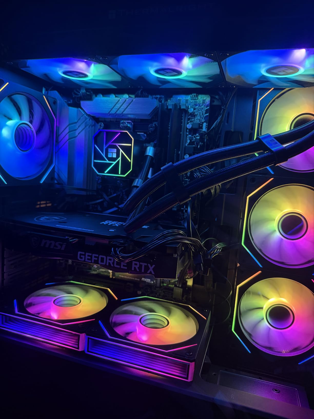 KEDIERS Gaming PC Case - Dual Chamber ATX Desktop Chassis - 8 PWM ARGB Fans Included - Panoramic Glass Panels - Cable Management - 420MM RAD Support - Snow White customer photo 1