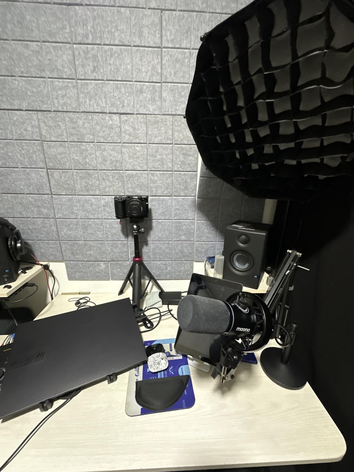 MAONO PD200W Hybrid Wireless Podcast Microphone for PC, Dynamic XLR USB Mic | Desktop Stand Mic with Software, Noise Cancellation, for Vocal Recording, Streaming, Content Creation, Home Studio, Voiceover customer photo 2
