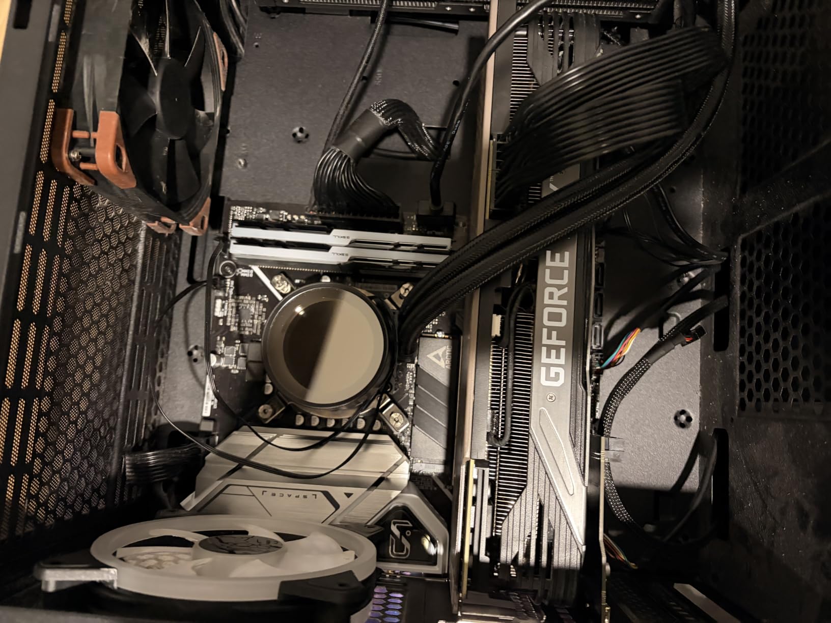 ARCTIC MX-7 (8 g) - Ultimate Performance Thermal Paste, Long Durability customer photo 2