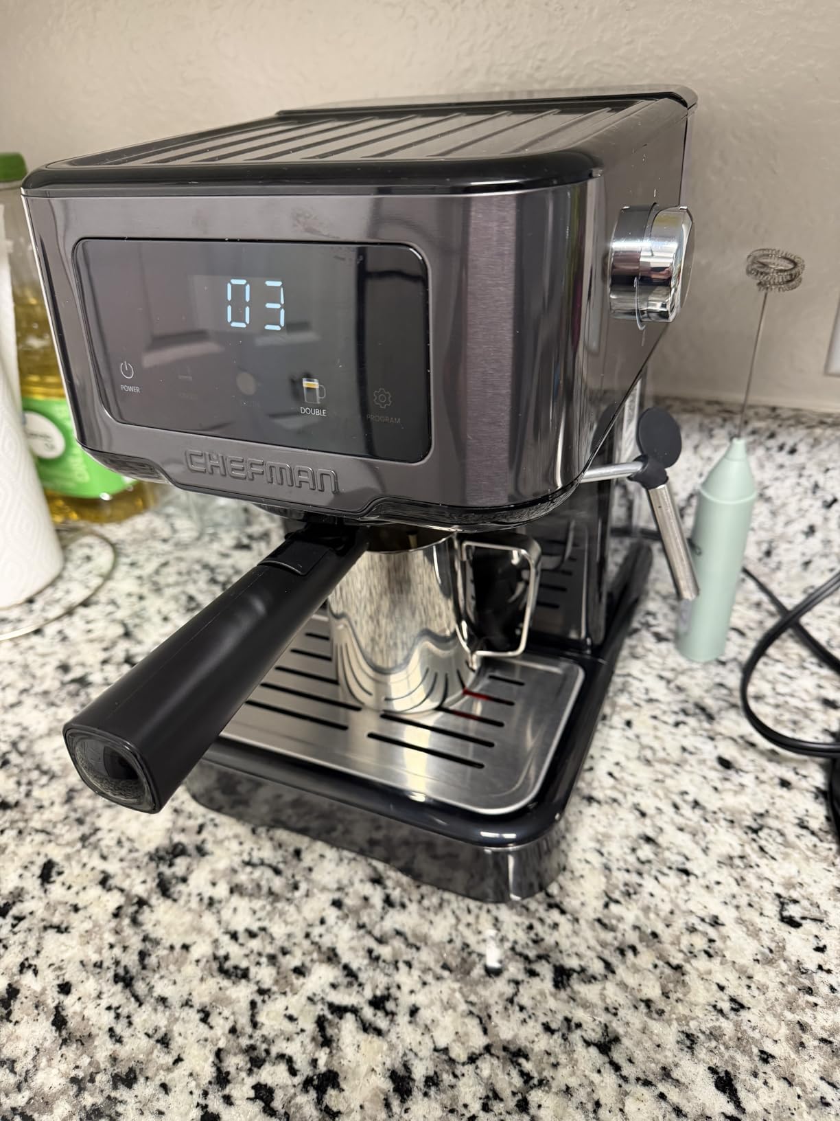 Chefman CraftBrew Espresso Machine, 15-Bar Pump Digital Espresso Maker w/Steam Wand for Latte & Cappuccino, Compact Espresso Coffee Machine w/ 1.5L Removable Water Reservoir - Stainless Black customer photo 1