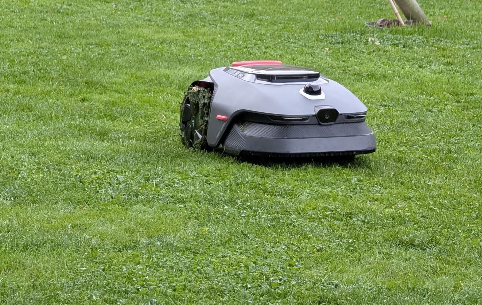 MOVA LiDAX Ultra 1000 Robot Lawn Mower Wire Free for 1/4 Acre, RTK-Free+360 3D LiDAR+AI Vision Auto Mapping, Zero-Edge Cutting, Cutting Height 1.2-3.9, 45% Slope, Up to 150 Managed Zones Dual Maps customer photo 1