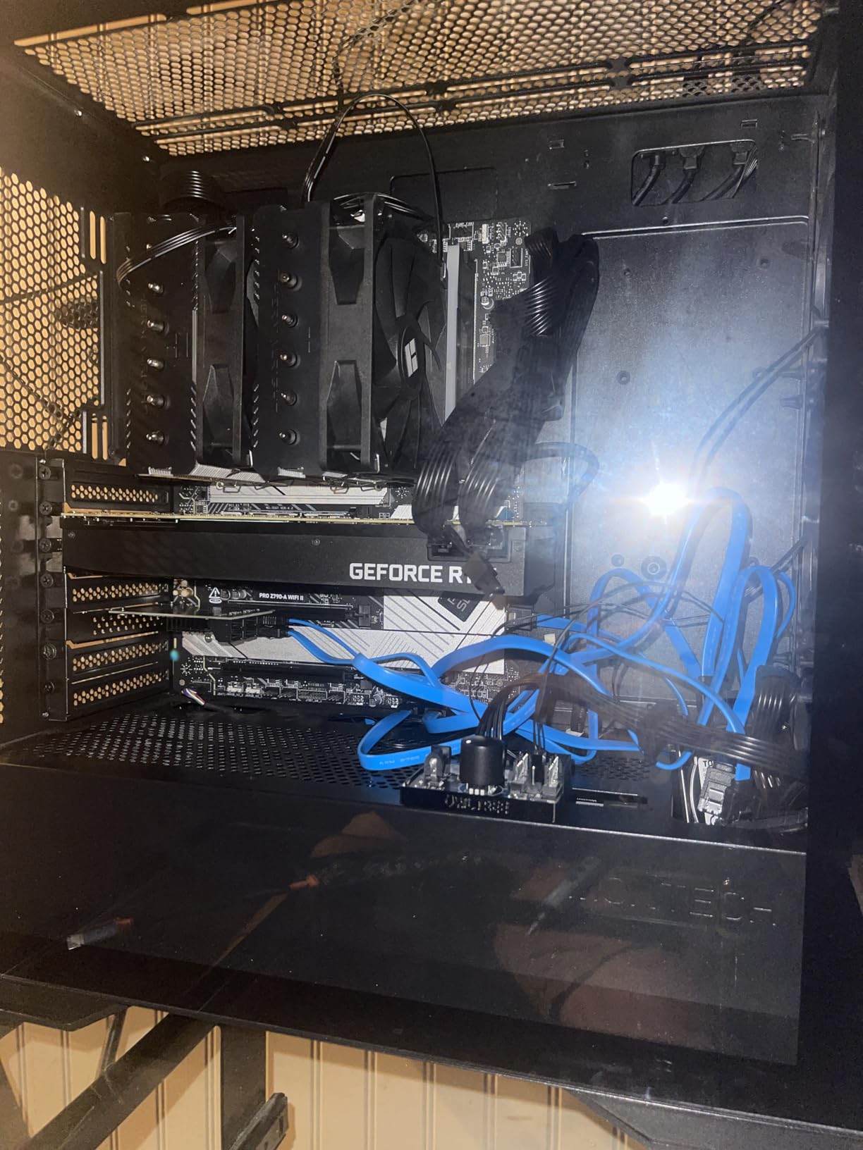 MSI PRO Z790-A WiFi II Motherboard, ATX - Supports Intel Core 14th, 13th & 12th Gen Processors, LGA 1700-80A SPS VRM, DDR5 Memory Boost 7800+MT/s/OC, PCIe 5.0 x16, 4 x M.2 Gen4, Wi-Fi 6E, 2.5G LAN customer photo 2