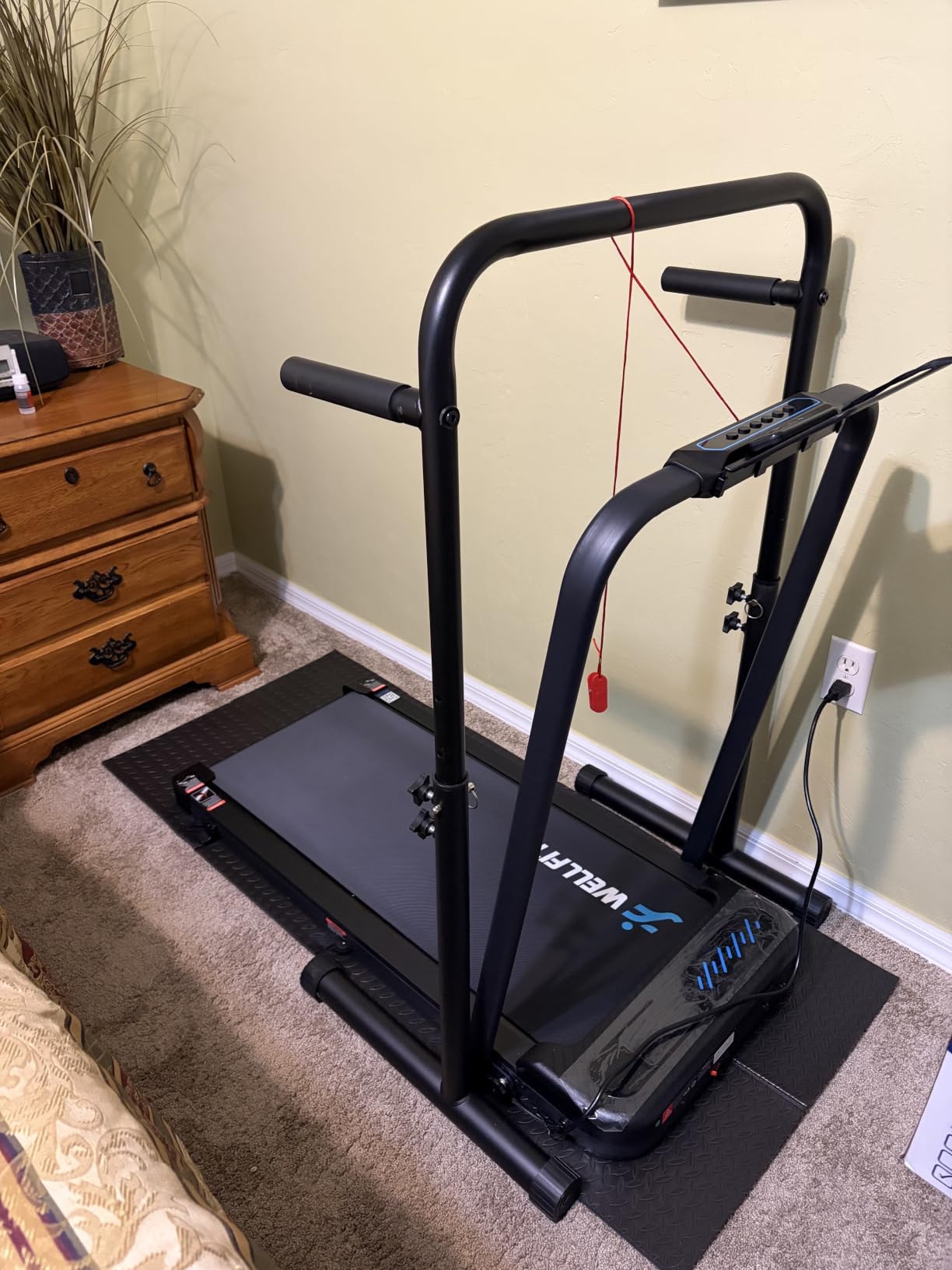 Folding Treadmill for Home, Walking Pad with Incline and Handle Bar | 350+lbs Capacity, Under Desk Treadmill for Home Small Office, Low Noise Treadmills with Smart Voice Control for Jogging Running customer photo 2
