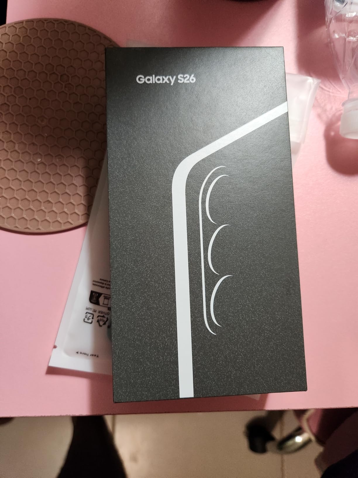 Samsung Galaxy S26, Unlocked Android Smartphone, 256GB, Black | Powerful Processor, Galaxy AI, Immersive Viewing, Durable Battery, 2026, US 1 Year Warranty customer photo 1