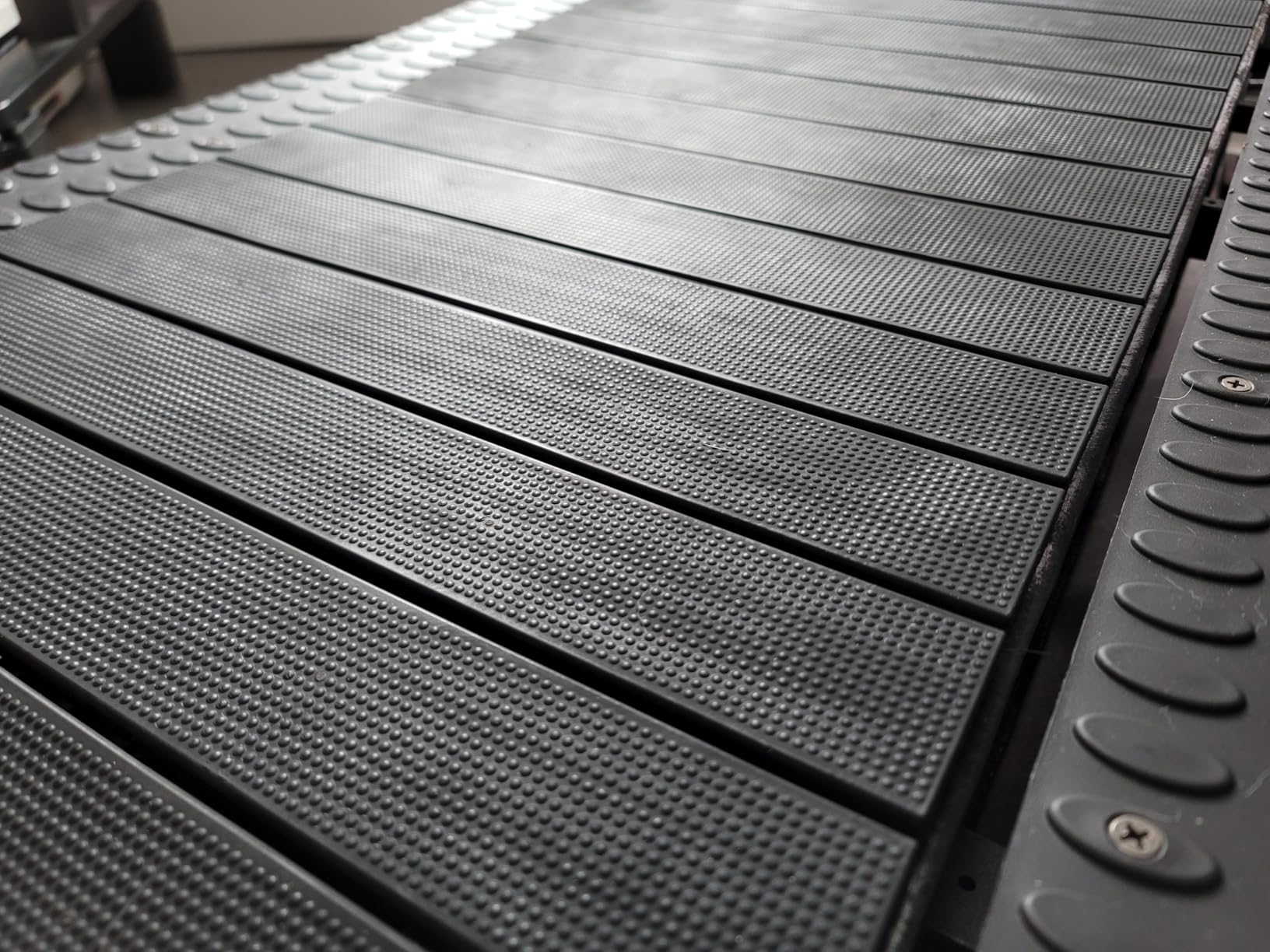 Curved Treadmill with Non-Electric Motorized, Rubber Track and Non-Slip, Foldable Self-Propelled Treadmill with LED Display for Home, Running Training, No Assembly Required 350LBS customer photo 2