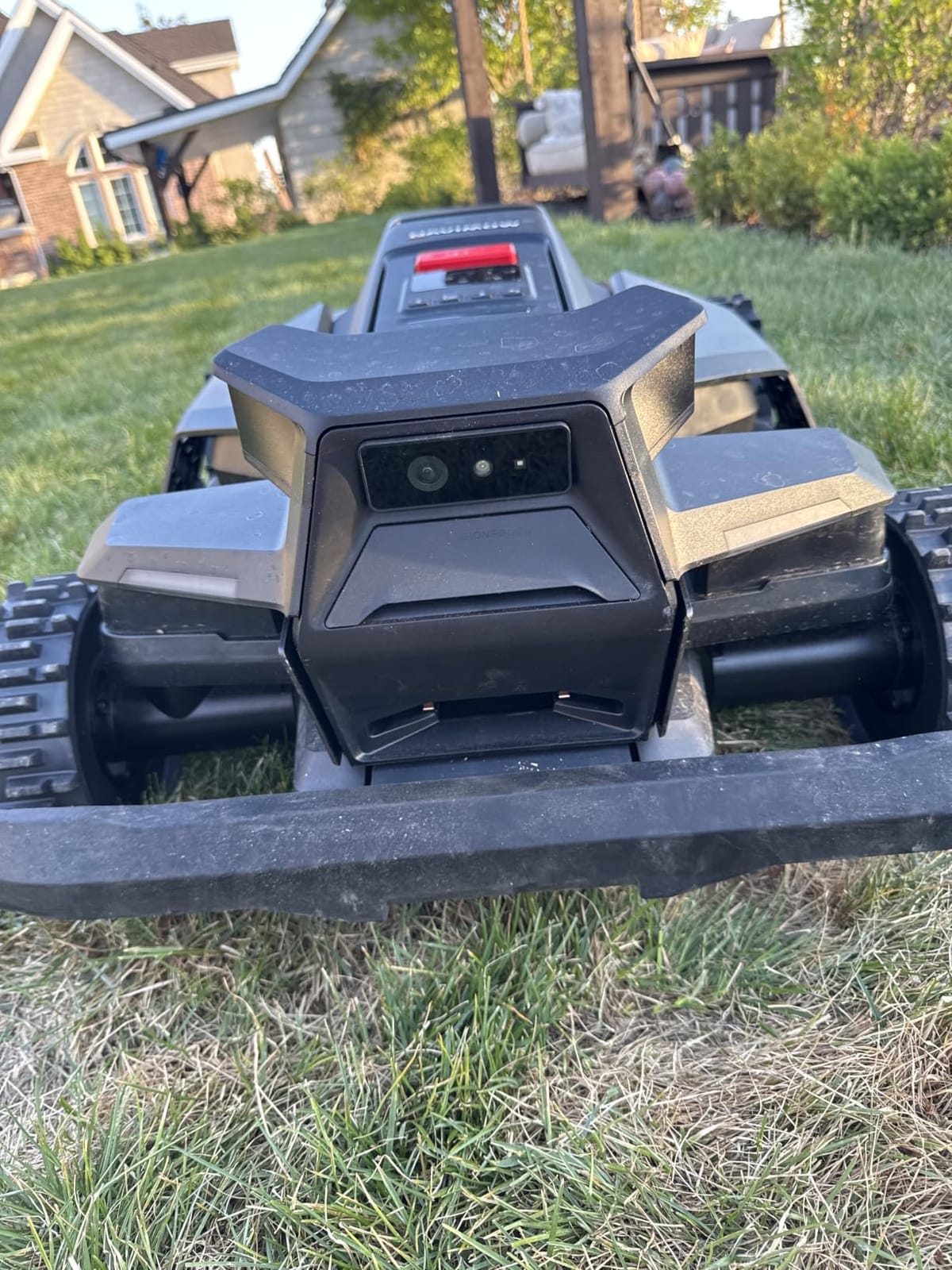 Segway Navimow i206 AWD Robot Lawn Mower (New i105N), 0.15 Acre, 45% Slopes, Perimeter Wire-Free Setup, NRTK-Vision Auto Mapping, Zero-Turn Steering, 2-3.6-Inch Cutting Height, 20-Zone App Control customer photo 1