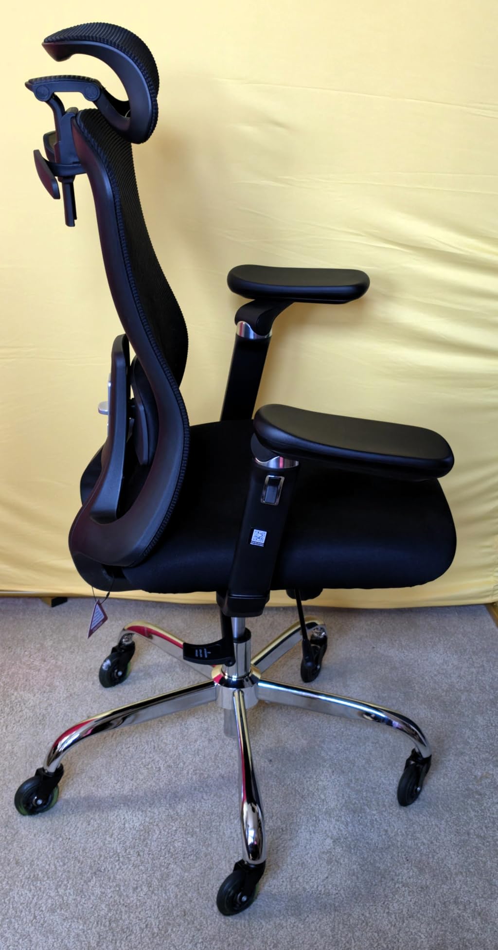 HUANUO FlowLift Ergonomic Office Chair with 6D Armrest, Seat Depth Adjustment, Lumbar Support, Quiet Rubber Caster, High Back Mesh Desk Chair with 3D Headrest, Big and Tall Chair for Home Office customer photo 2