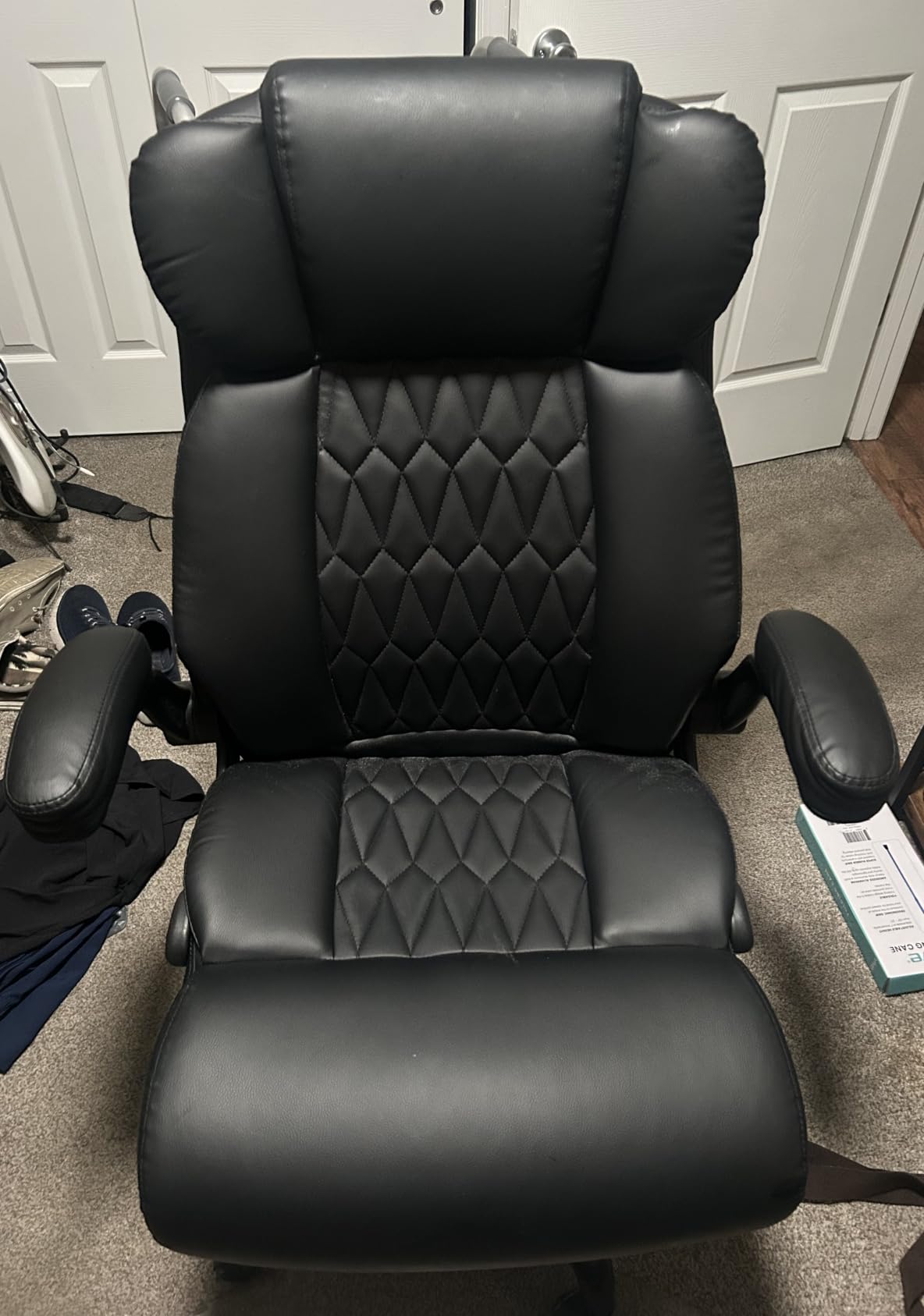 500lbs Big and Tall Office Chair Adjustable Lumbar Support for Back Pain, Extra Wide Seat Executive Office Chair Thick Armrest Pad, Heavy Duty Base & Upgraded Wheels, Ergonomic Comfy Computer Desk Chair customer photo 1