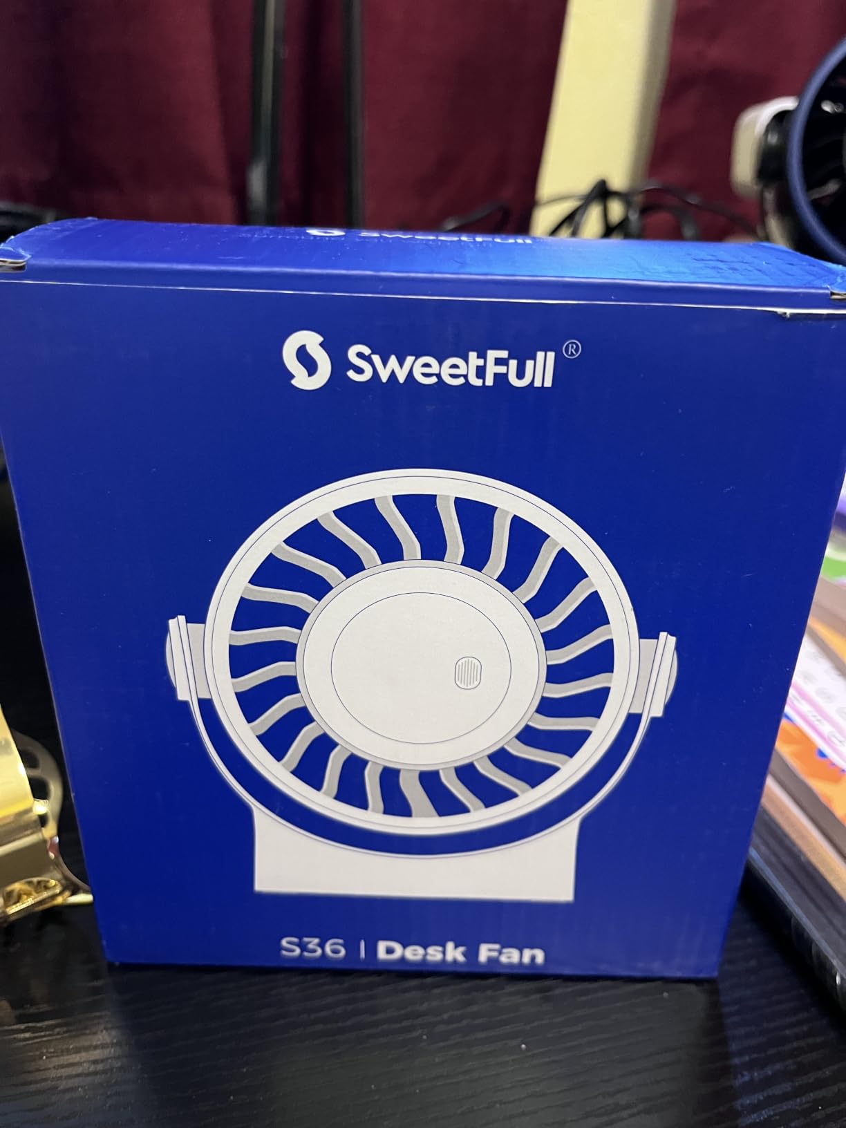 SWEETFULL USB Small Desk Fan - 5 Inch Mini Personal Desktop Fan | 4 Speeds Cooling Strong Airflow, 360° Adjustable Tilt, Quiet Portable Table Fans for Bedroom, Office, Travel & Cruise, Black customer photo 2