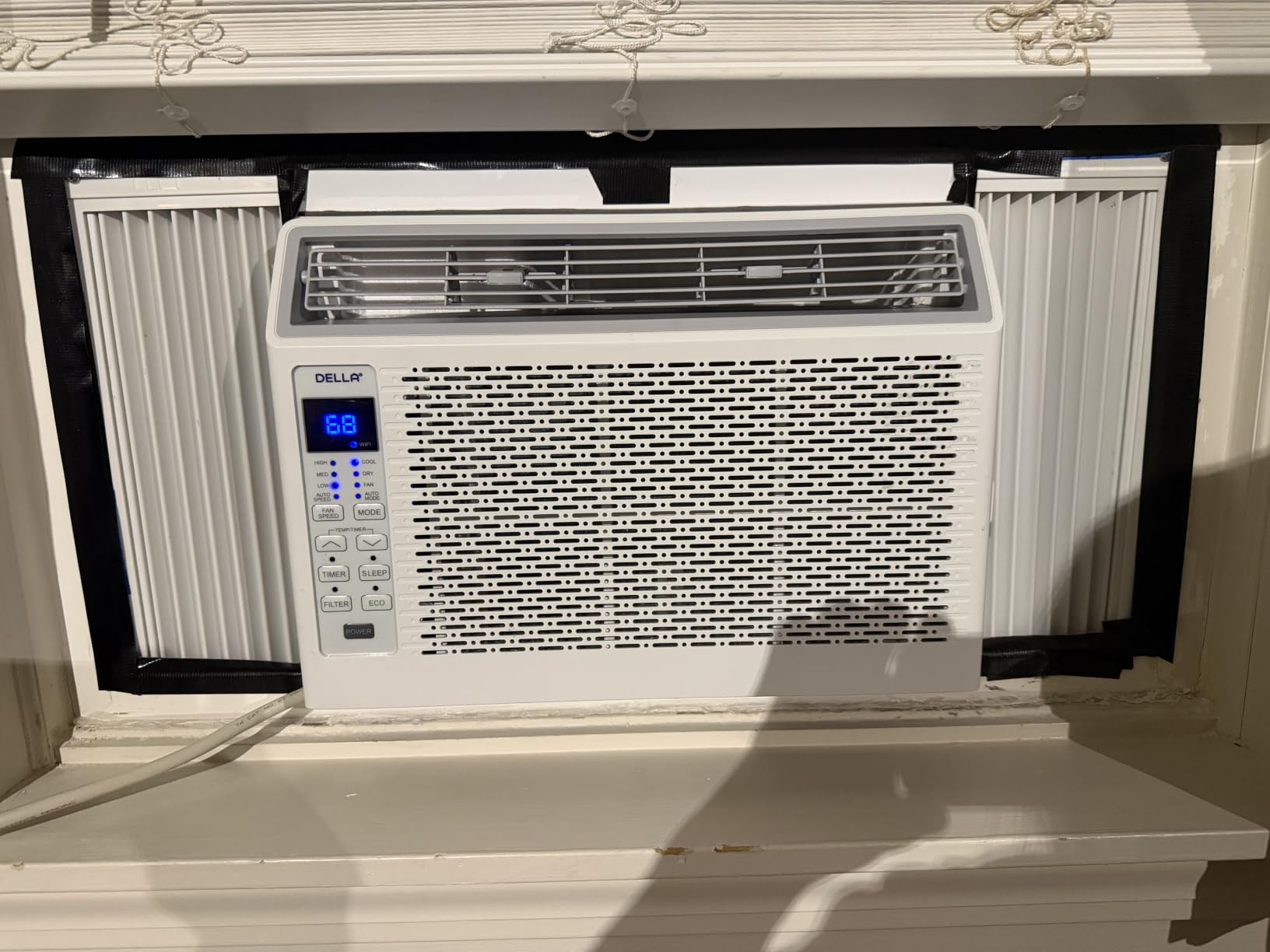 DELLA 5000 BTU Smart Window Air Conditioner, Works with Alexa and WiFi, Fan, Cools up to 150 Sq. Ft, Small Room AC Unit with GEO Location, Remote Control, Dehumidifier, Eco, Easy Install customer photo 1