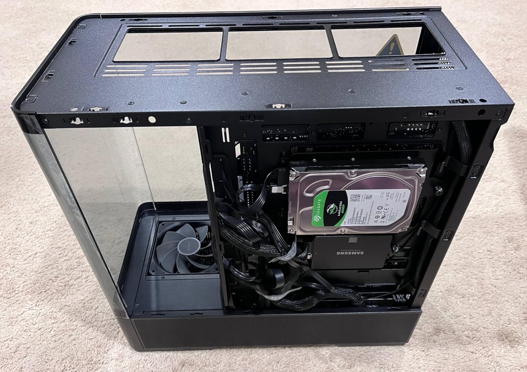 Antec C6 Curve Air Mid-Tower ATX PC Case, 3 PWM Fans Included | Panoramic Tempered Glass, High-Airflow Design, 450mm GPU Support, 360mm Radiator Support, USB Type-C customer photo 2