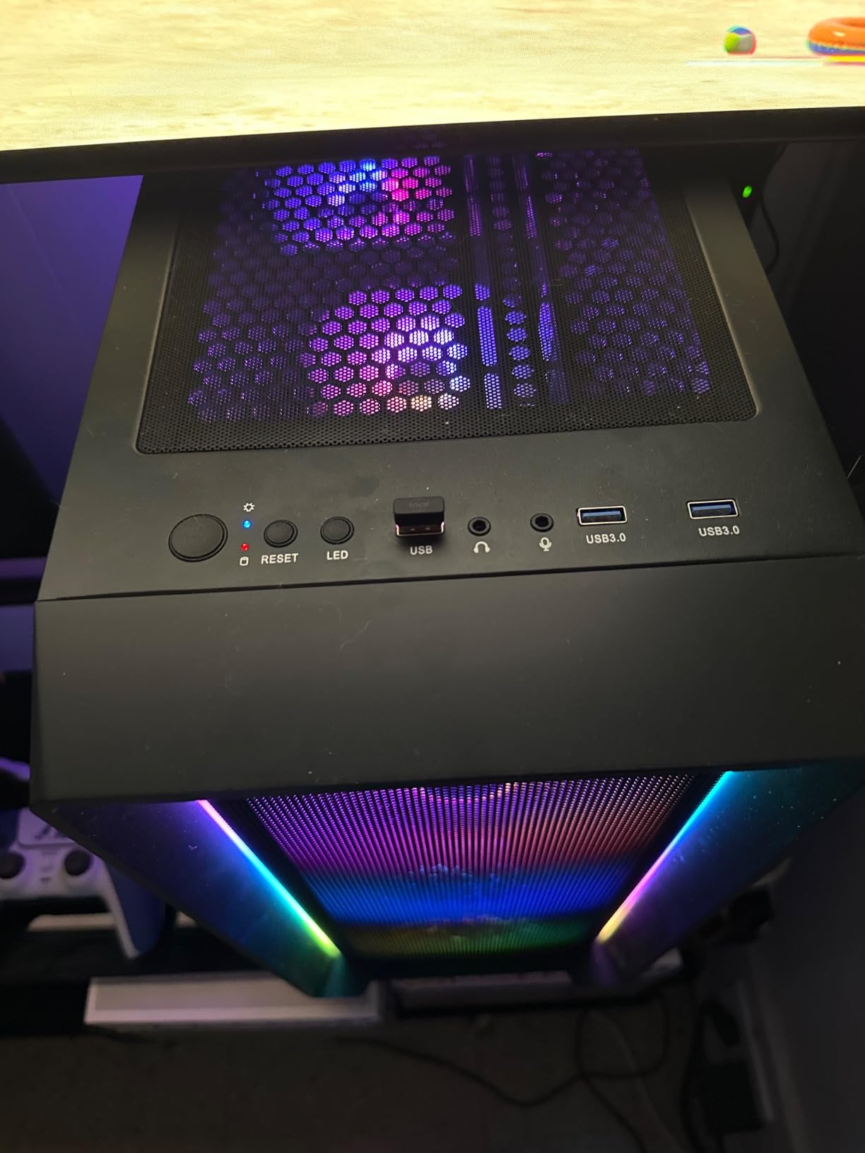 Skytech Gaming O11 Vision Gaming PC, AMD Ryzen 7 9850X3D 4.7GHz, NVIDIA RTX 5070 Ti 16GB VRAM, 2TB Gen4 NVMe SSD, 32GB DDR5 RAM 5600, 850W Gold ATX 3 PSU, 360 ARGB AIO, Wi-Fi 5, Windows 11, Desktop customer photo 1