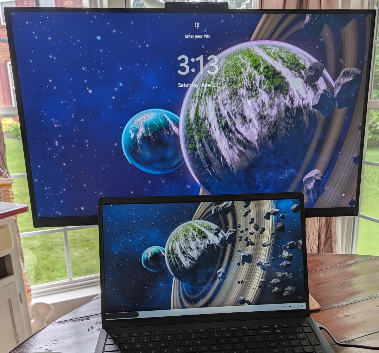 HP OmniStudio 27 inch All-in-One Desktop Next Gen AI PC, FHD Display, AMD Ryzen AI 7 445, 16 GB RAM, 512 GB SSD, AMD Radeon 840M Graphics, Windows 11 Home, Jet Black, 27-cw0102 (2026) customer photo 2
