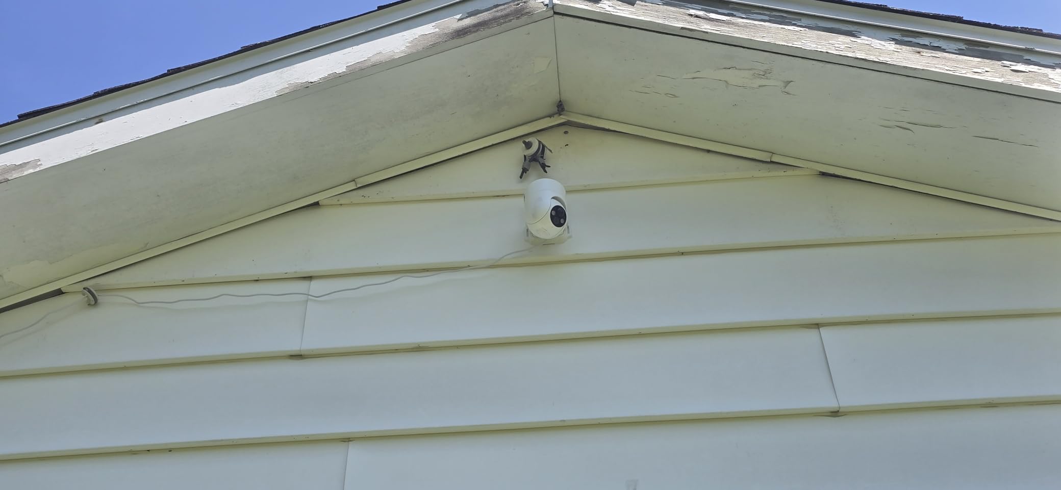 ELYSOO 2 Pack 4G LTE Cellular Security Cameras, Solar Powered Outdoor Camera No WiFi Needed for Farm&Ranch, 2K Night Vision, 360° View, Built in SIM Card(Support Verizon/AT&T/T-Mobile) - White customer photo 2