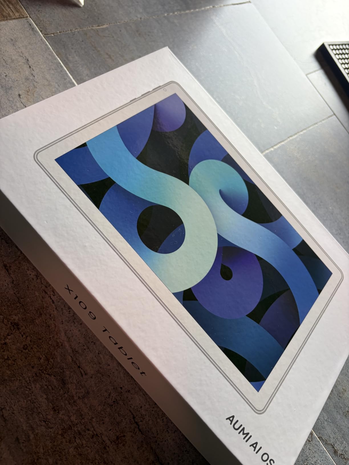 URAO Tablet, 10.1