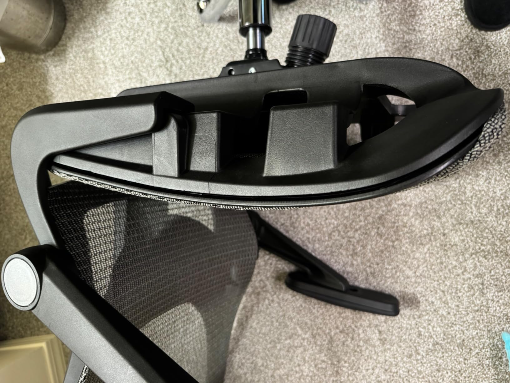 marrap Ergonomic Office Chair, Adjustable Lumbar Support | Mesh Desk Chair with 3D Armrests and Headrest, 90-120 Rocking Function, Black customer photo 2