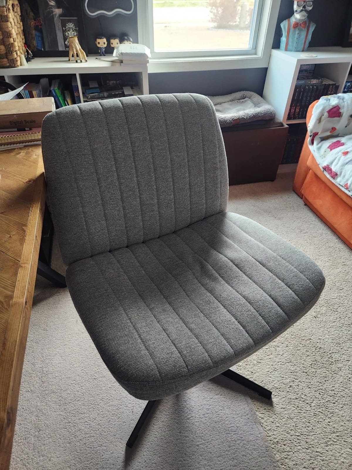 OLIXIS Armless Office Chair, Ergonomic Desk Chair with Wheels, Mesh Back, Removable Washable Foam Cushion, Height Adjustable Rolling Swivel Chairs for Small Space, Home, Office, Black customer photo 1