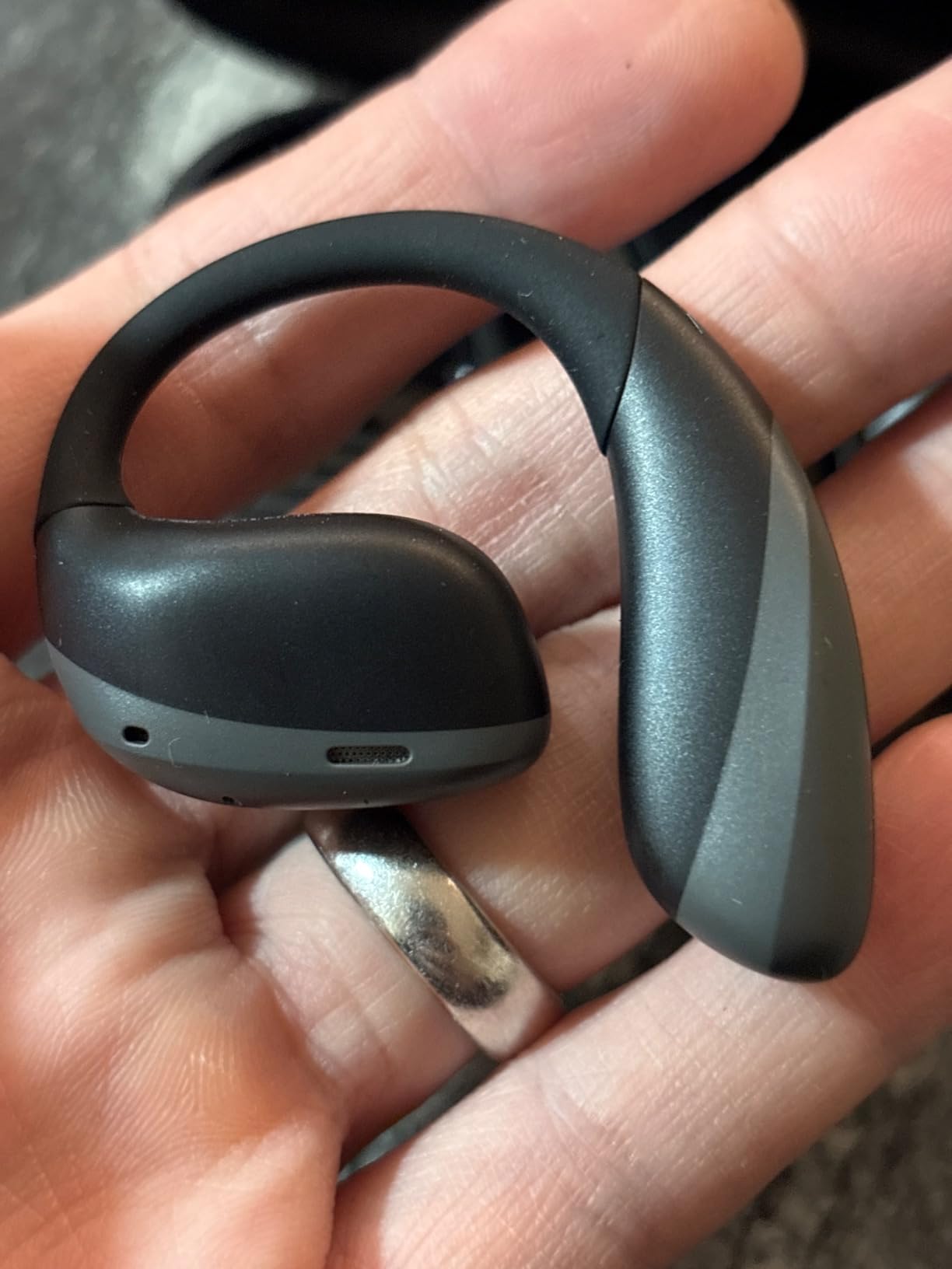 CXK Bone Conduction Headphones IPX8 Waterproof Swimming Headphones, Bluetooth 6.0, MP3 Mode, Built-in Memory, 12H Playtime customer photo 2