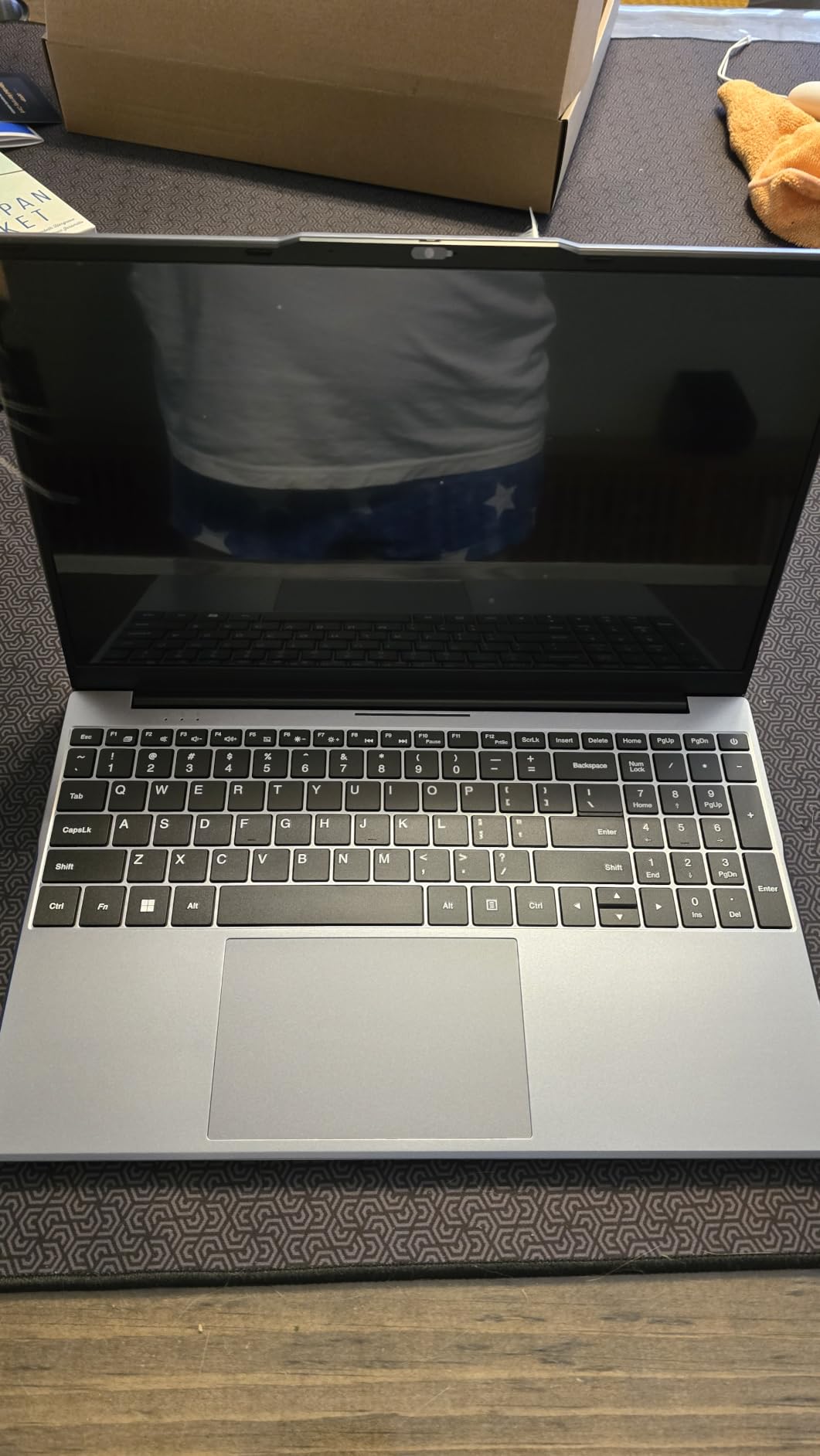 15.6 inch Laptop, Core 8100Y, 4GB So-Dimm RAM, 128GB SSD, Windows 11 | Upgradeable RAM+SSD, 15.6