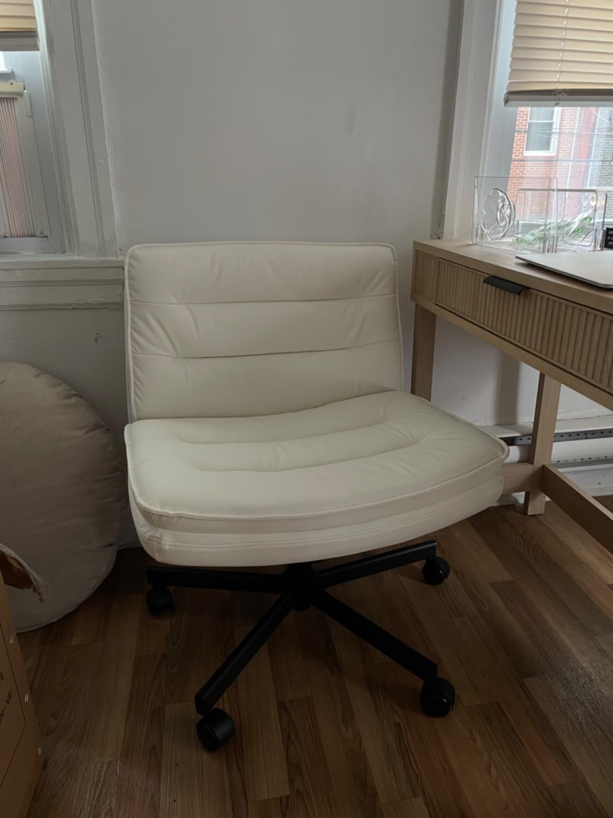 COMHOMA Home Office Desk Chair with Comfy Lumbar Support, Small Vanity Chair with Wheel for Bedroom, Thick Padded & Armless, 19.1