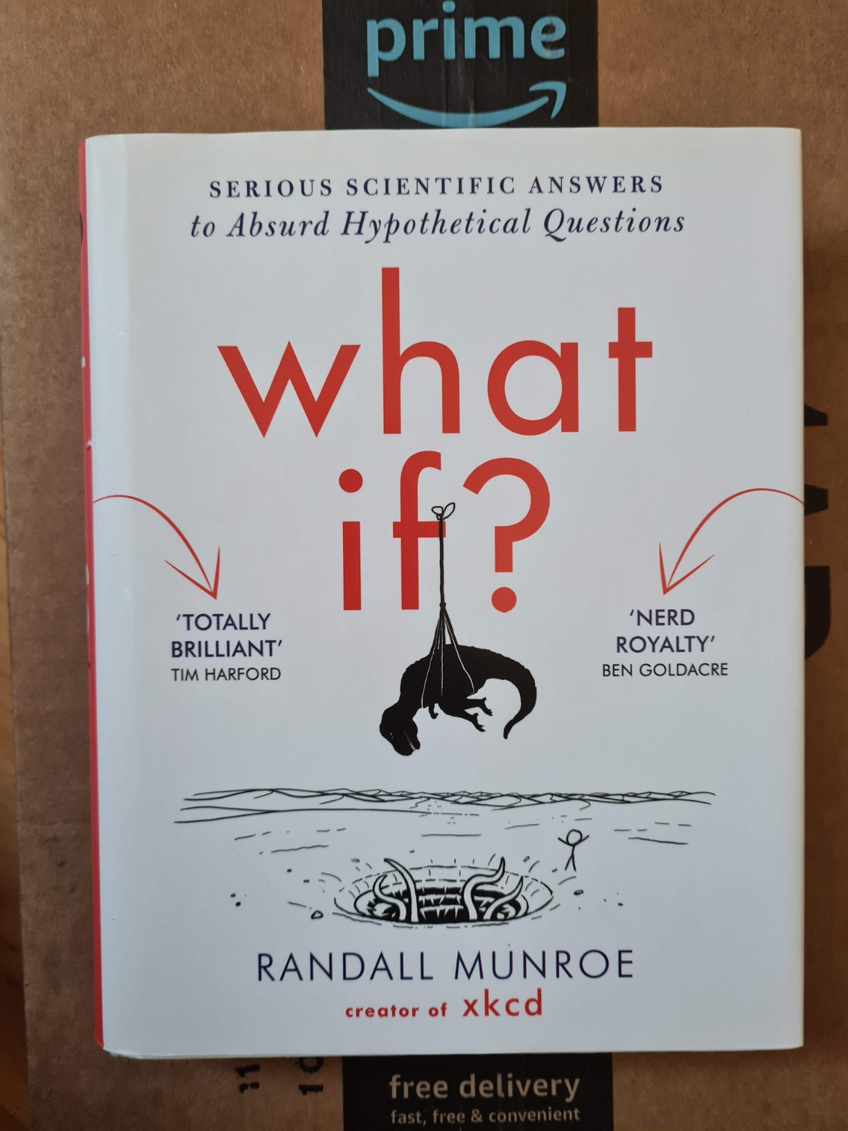 What If?: Serious Scientific Answers to Absurd Hypothetical Questions customer photo 2