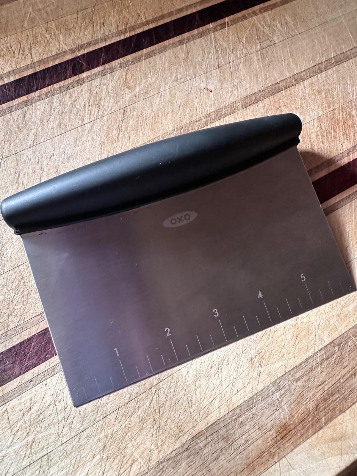 OXO Good Grips Multi-Purpose Scraper & Chopper | Dough Cutter For Pizza, Bread And Cookie Dough, Multi-Purpose Vegetable Chopper, Dishwasher-Safe, Pastry Scraper customer photo 2