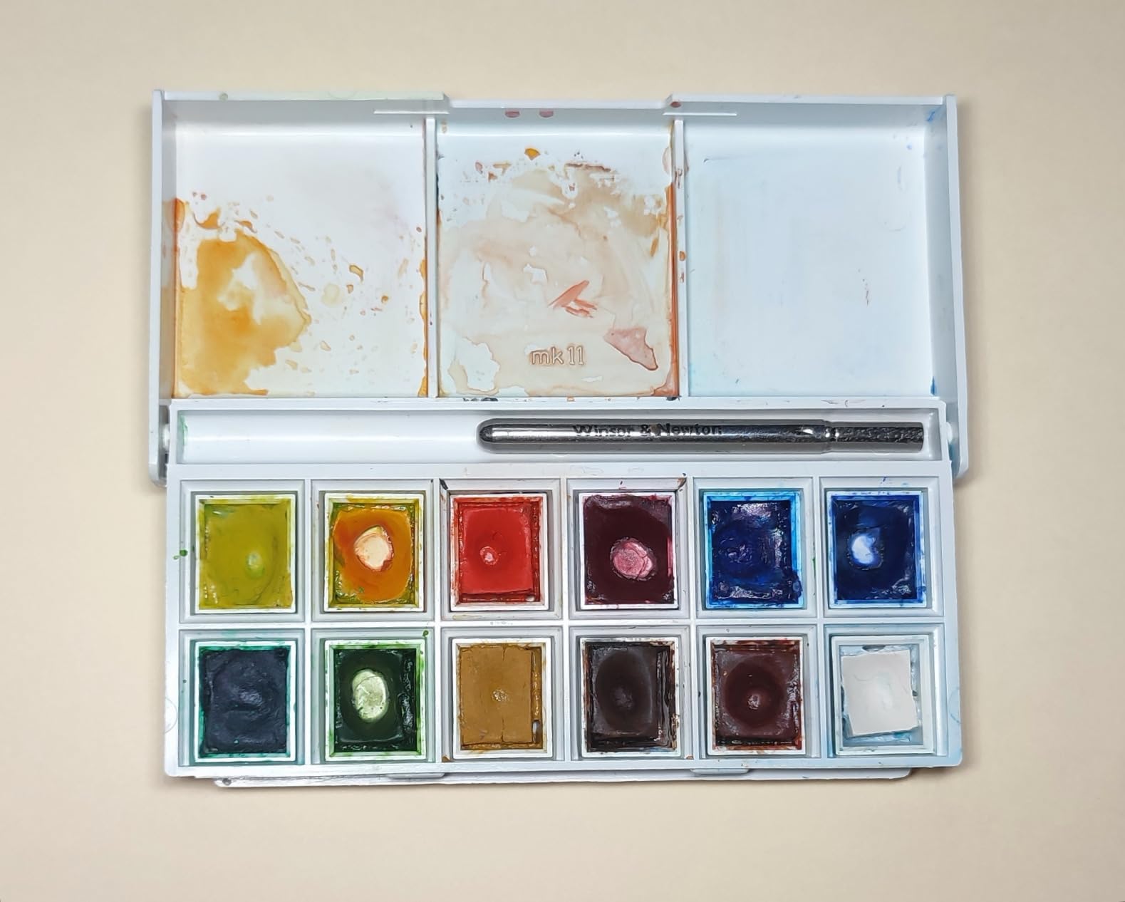 Winsor & Newton Cotman Watercolor Paint Set, Sketchers' Pocket Set customer photo 2