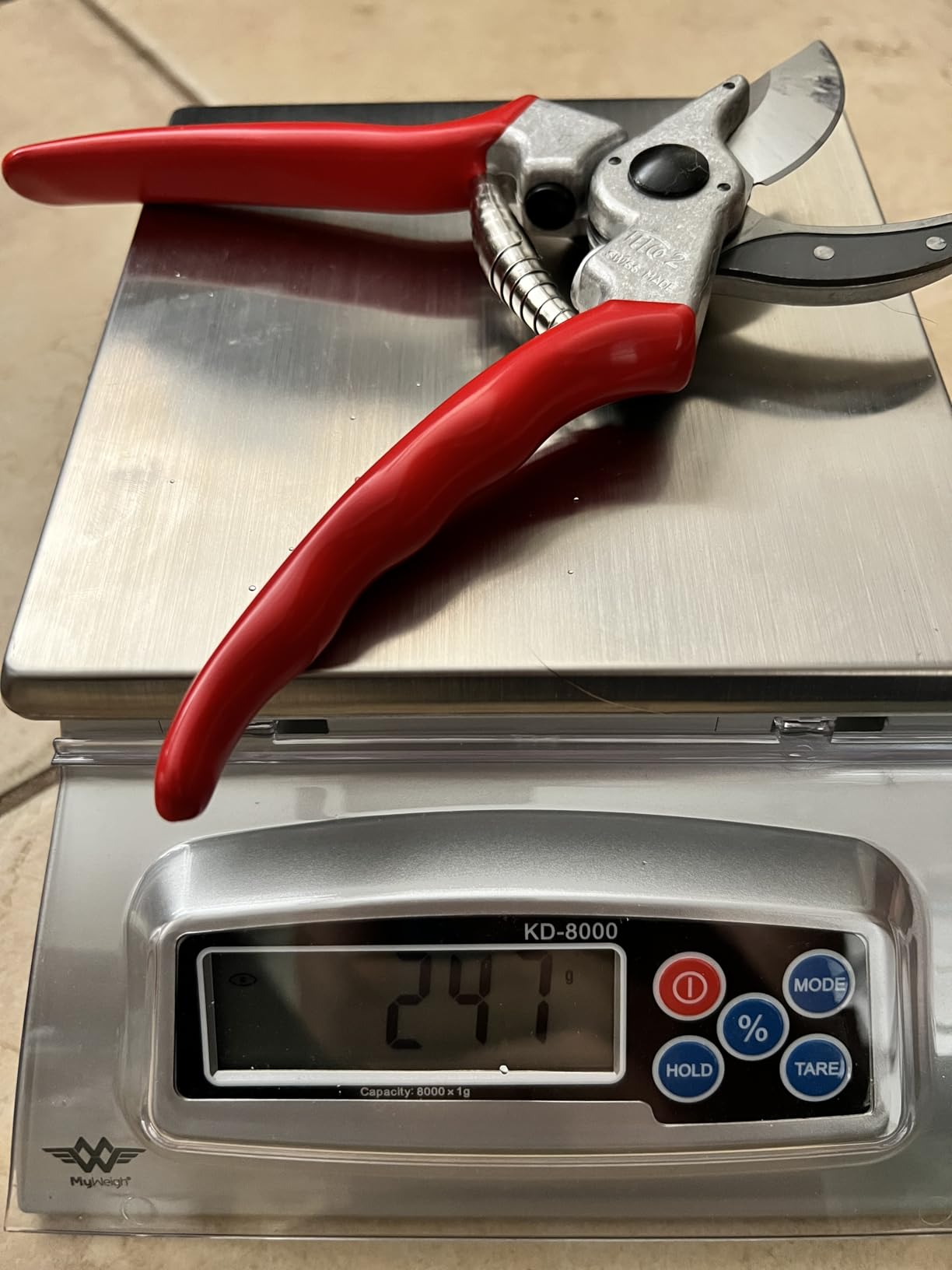 Felco F2 Pruning Shears – 9.25