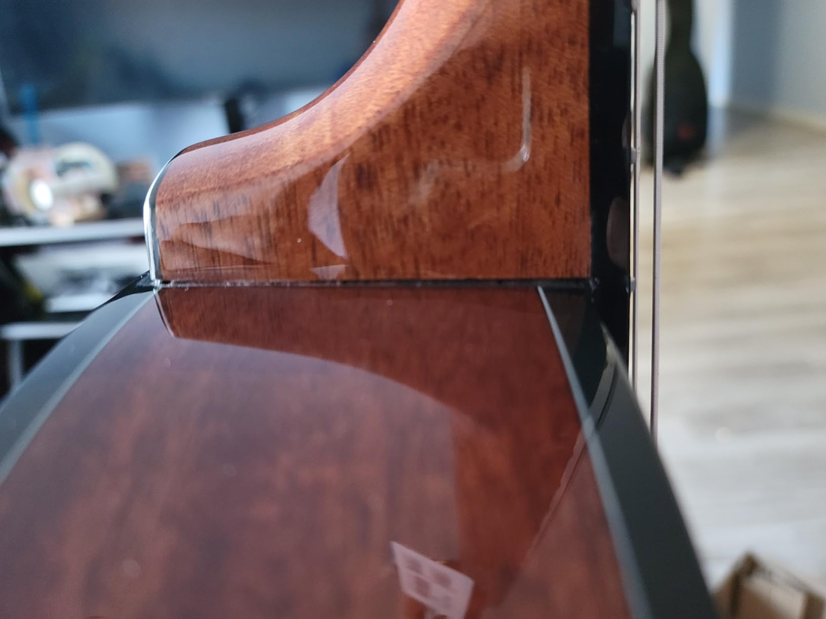 Ibanez 6-String Classical Guitar, Right, Natural customer photo 2