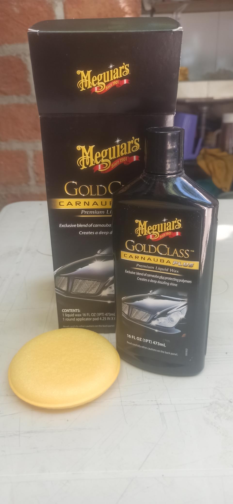 Meguiar's Gold Class Carnauba Plus Premium Liquid Wax Kit, 16 Oz customer photo 2