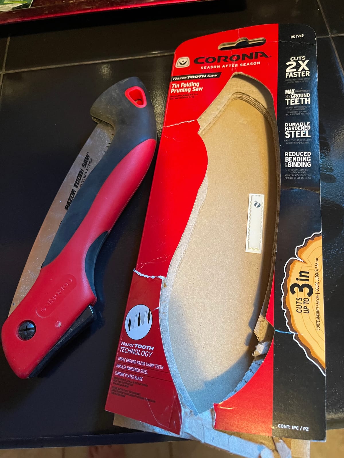 Corona RS 7245 Razor Tooth Folding Saw, 7-Inch Curved Blade, Steel customer photo 2