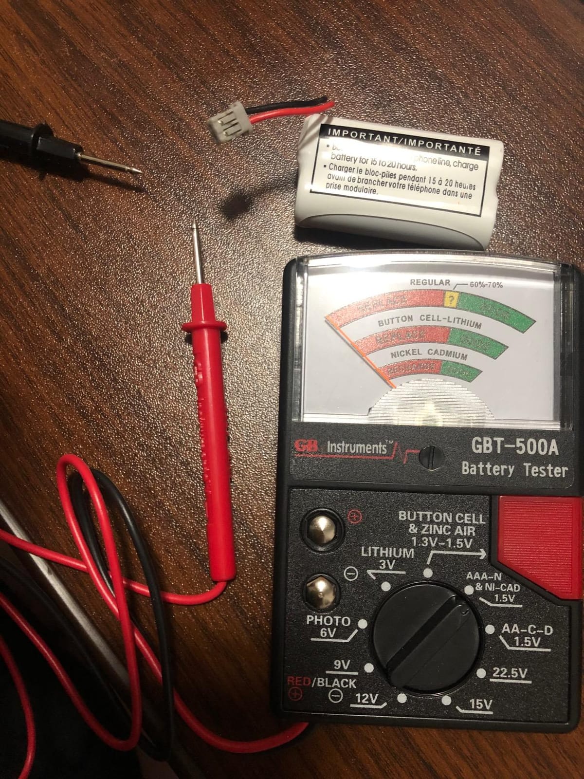 Gardner Bender GBT-500A Analog 1.5 V Button Cell/22.5 Photo/AA/AAA/12 V/9 V/Lantern Cells & More, Leads Battery Tester,14 Battery Range, Black customer photo 1