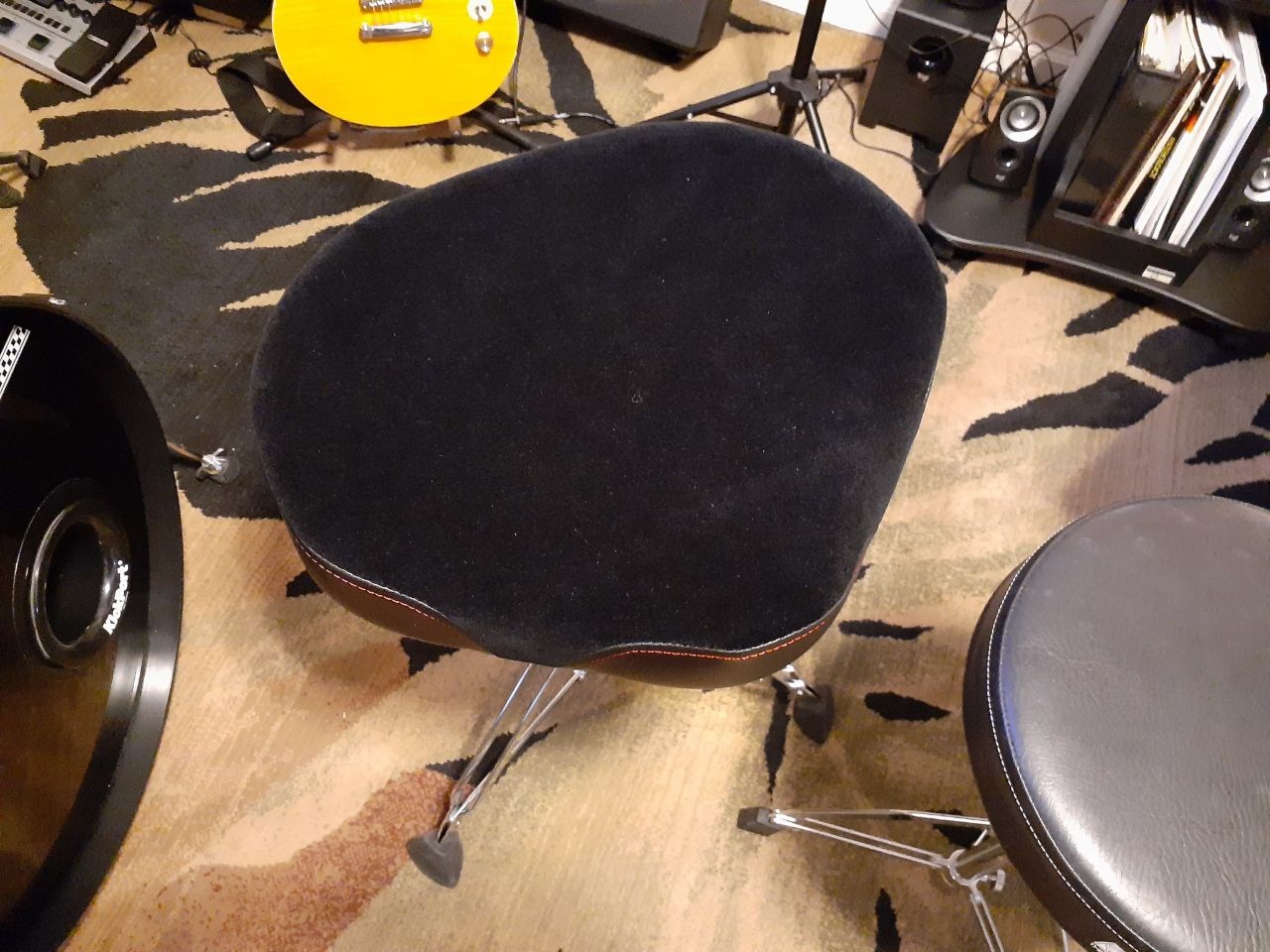 Gibraltar Pro Oversized Motorcycle Style Throne customer photo 1