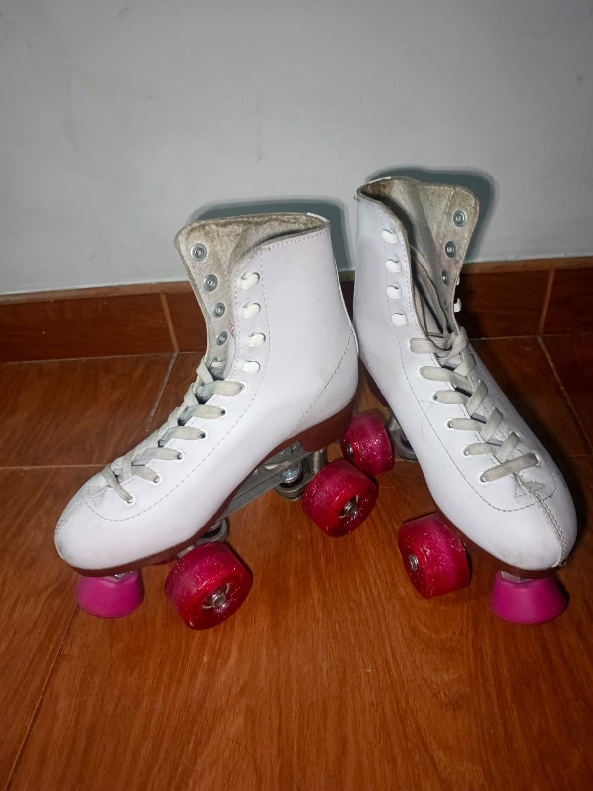 Chicago Skates Classic Quad Roller Skates for Women & Men – Durable & Top Performance, Adjustable High-Top Boots for Safe Indoor/Outdoor Roller Derby–60mm PU Wheels & Semi-Precision Bearings customer photo 2