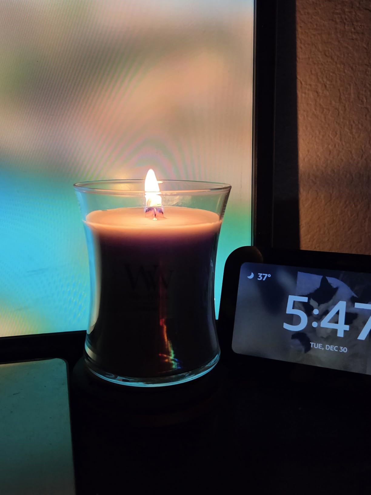 WoodWick Fireside Scented Candle, Crackling Wick, 9.7oz customer photo 2