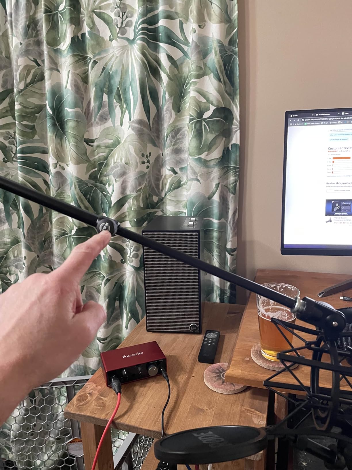 K&M König & Meyer 21090.500.55 Tripod Microphone Stand - Adjustable Telescoping 2-Piece Boom Arm - Professional Grade - Heavy Duty with Folding Leg Base - German Made Black customer photo 2