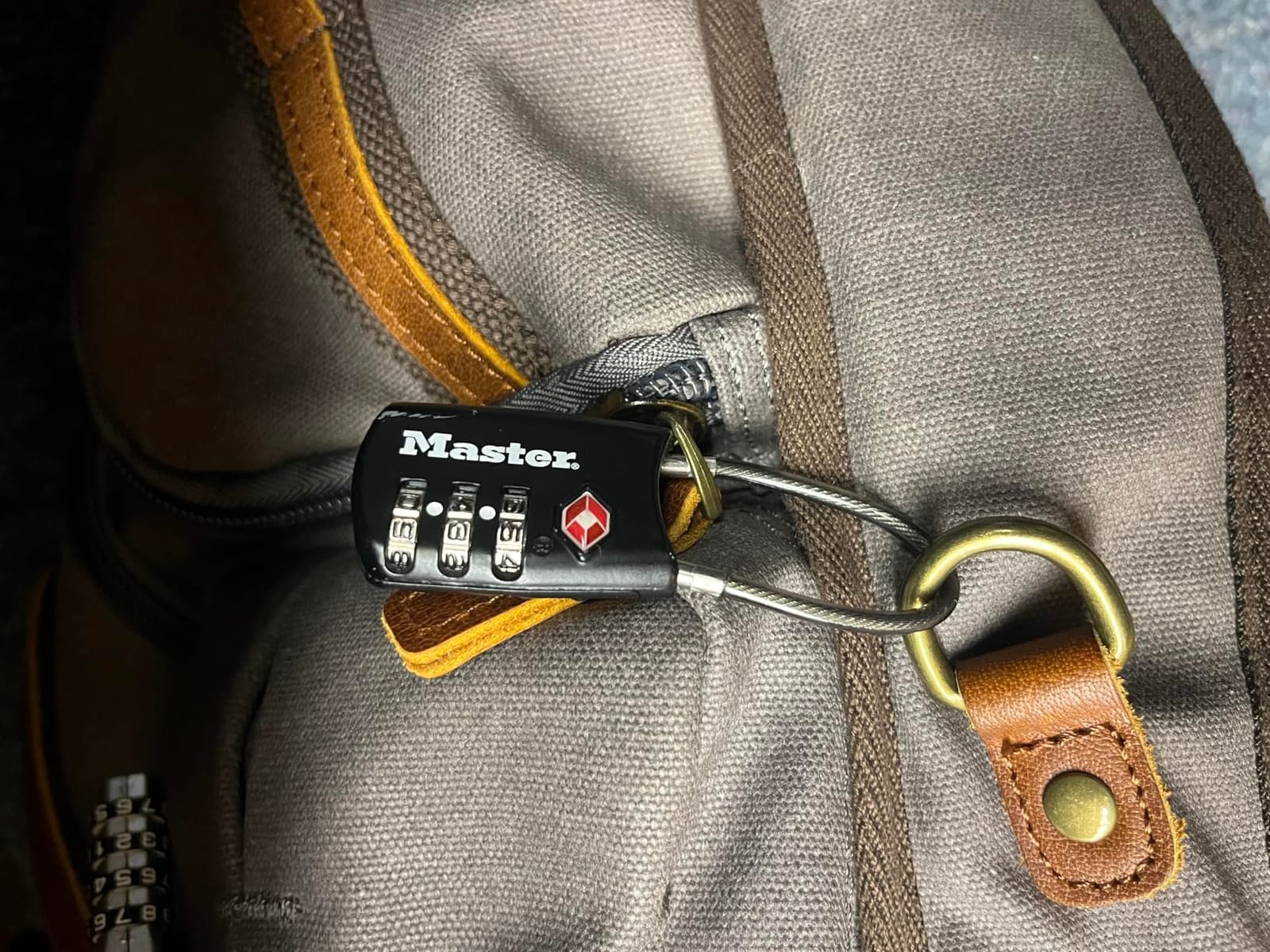 Master Lock TSA Approved Combination Luggage Lock Assorted Color 4688EC customer photo 2