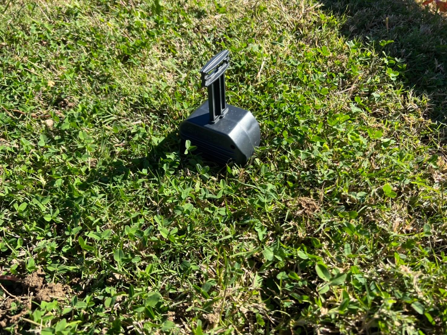 SWISSINNO Gopher & Vole Trap PRO SuperCat – 1 Tunnel Traps + 1 Install Kit – Dual Trigger Action for Voles & Field Mice – Easy Setup, Reusable, Made in Europe customer photo 2