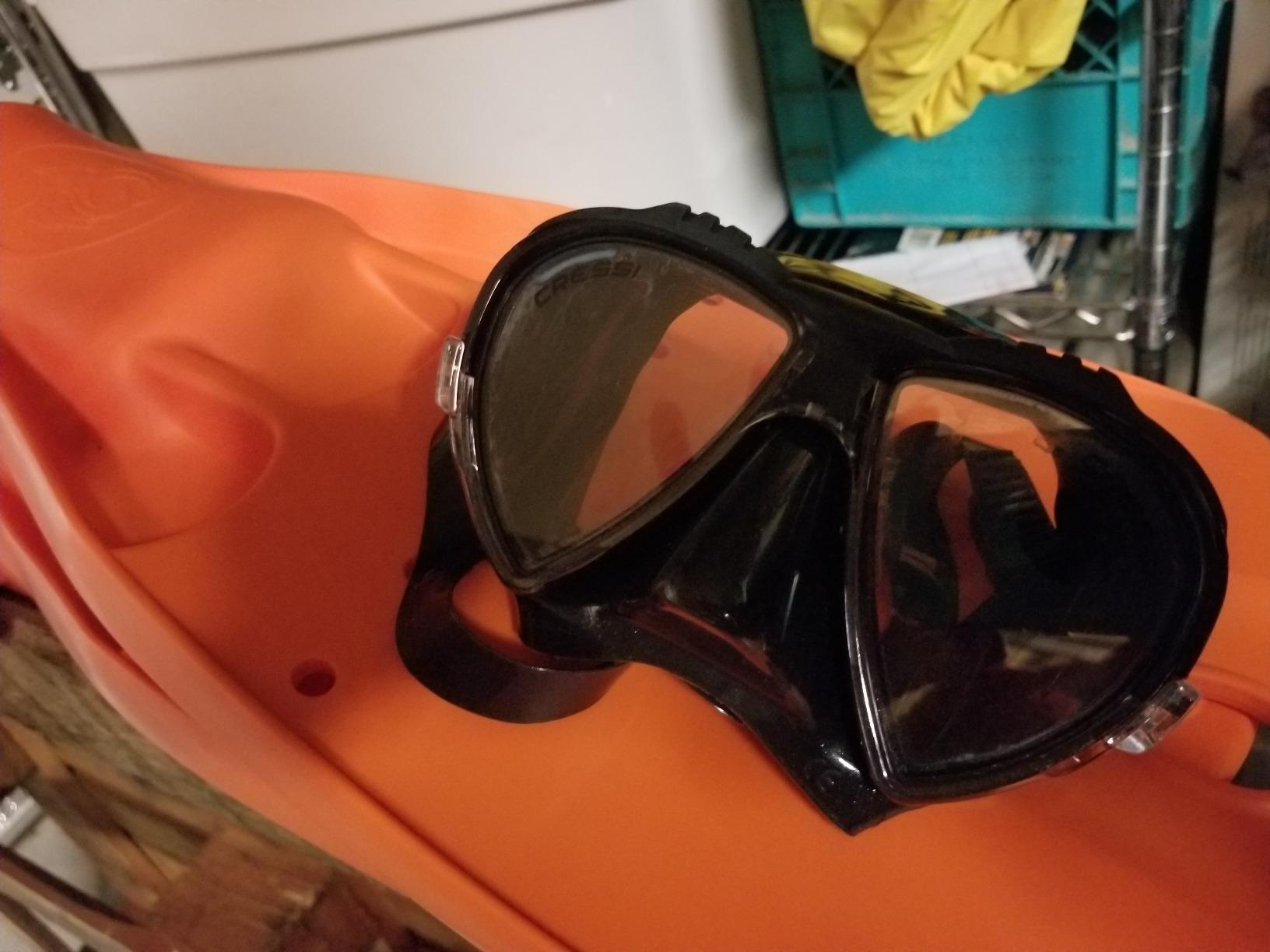 Cressi Matrix Adult Wide View Scuba and Snorkel Mask - Matrix: Made in Italy customer photo 1