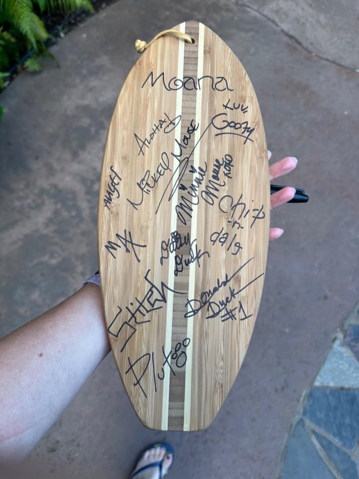 Totally Bamboo Lil Surfer Small Surfboard Cutting Board, 14.5 x 6 in customer photo 2